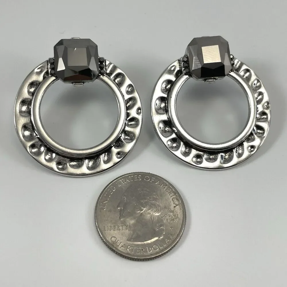 Silver Tone Dark Gray Glass Rhinestone Hammer Finish Round Stud Earrings Boho